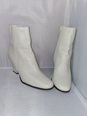 Classique cream colored nappa leather side zip boots, size 8.5D